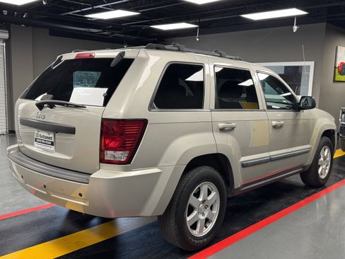 Used 2009 Jeep Grand Cherokee Laredo w/ Popular Equipment Group RWD image 6