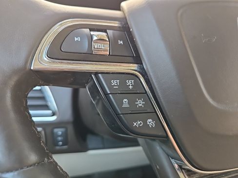 Used 2024 Lincoln Navigator Black Label AWD/4WD image 35