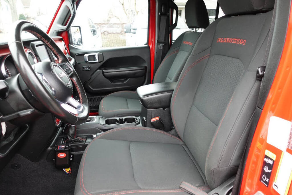 Used 2021 Jeep Wrangler Unlimited Rubicon w/ Dual Top Group AWD/4WD image 25