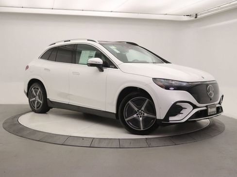 New 2026 Mercedes-Benz EQE 320+ SUV image 1