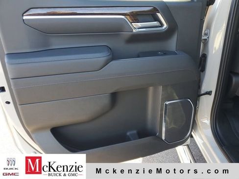 New 2026 GMC Sierra 1500 SLE AWD/4WD image 22
