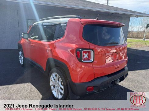 Used 2021 Jeep Renegade Latitude AWD/4WD image 5