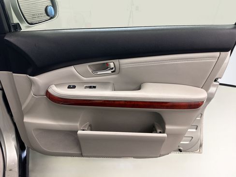 Used 2004 Lexus RX 330 AWD image 35