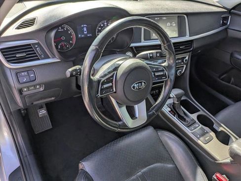 Used 2020 Kia Optima SE image 10