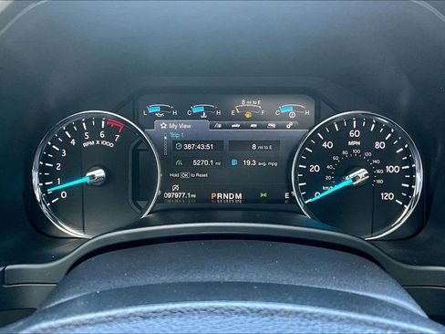 Used 2018 Ford Expedition Limited w/ Equipment Group 302A RWD image 17