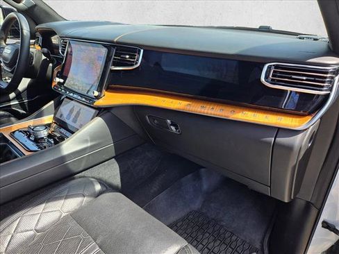 Used 2024 Jeep Grand Wagoneer L Series III image 23