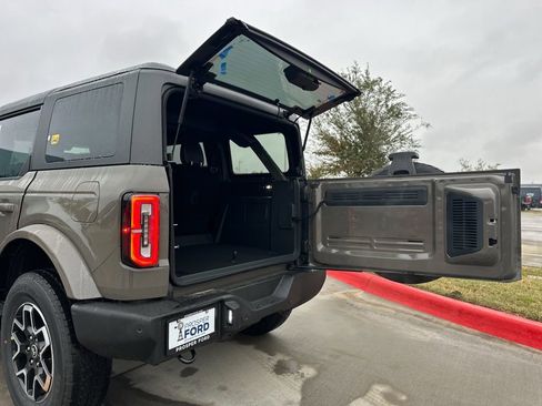 New 2025 Ford Bronco Outer Banks image 70