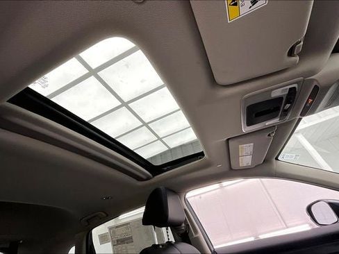 New 2026 Honda HR-V EX-L image 10