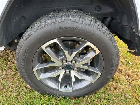 Used 2024 Jeep Wrangler Unlimited w/ Convenience Group image 9