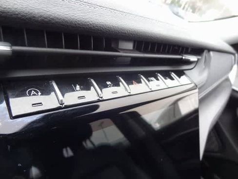 Used 2023 Jeep Grand Cherokee Limited image 18