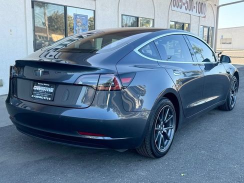 Used 2018 Tesla Model 3 Mid Range RWD image 4