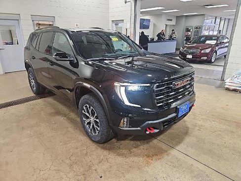 New 2026 GMC Acadia AT4 w/ Luxury Package AWD/4WD image 8