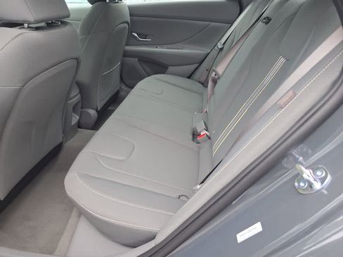 New 2026 Hyundai Elantra SEL Sport FWD image 21