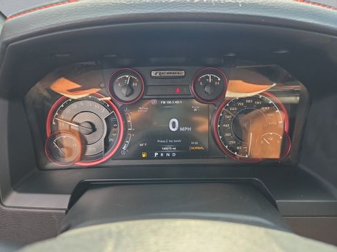 Used 2018 RAM 1500 Rebel w/ Luxury Group RWD image 16