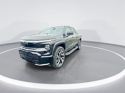 New 2024 Chevrolet Silverado EV RST image 4