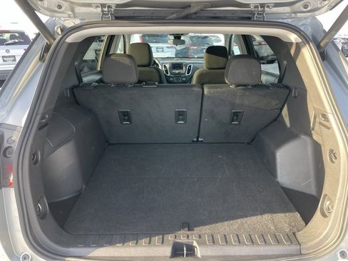Used 2024 Chevrolet Equinox LT image 30
