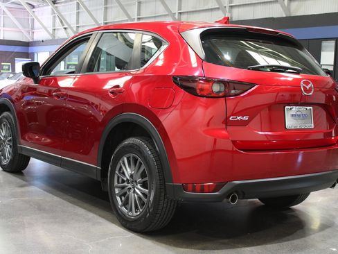 Used 2017 MAZDA CX-5 Sport FWD image 9