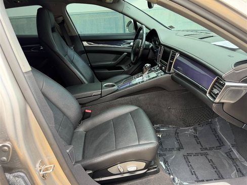 Used 2011 Porsche Panamera image 44