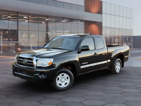 Used 2010 Toyota Tacoma 2WD Access Cab image 2