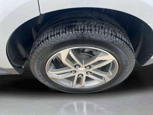 Used 2016 Chevrolet Equinox LTZ w/ Enhanced Convenience Package image 39