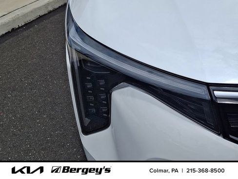 Certified 2025 Kia K4 GT-Line Turbo FWD image 11