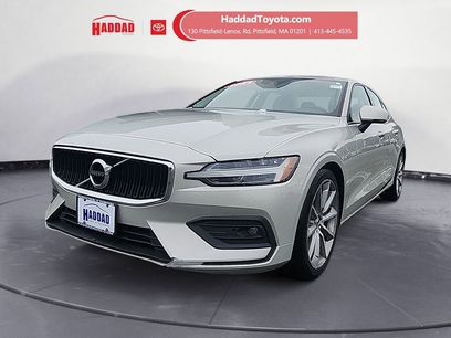 Used 2021 Volvo S60 T6 Momentum
