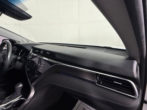 Used 2018 Toyota Camry XSE w/ Driver Assist Package FWD image 30