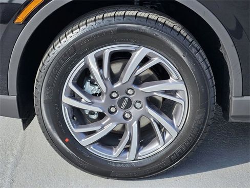 New 2026 Lincoln Corsair Premiere image 10