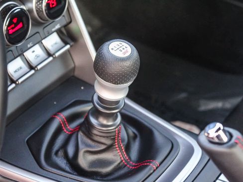 Used 2023 Subaru BRZ Limited w/ Popular Package #2 image 19