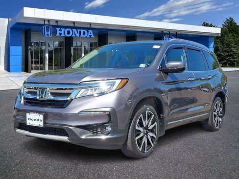 Certified 2022 Honda Pilot Touring image 1