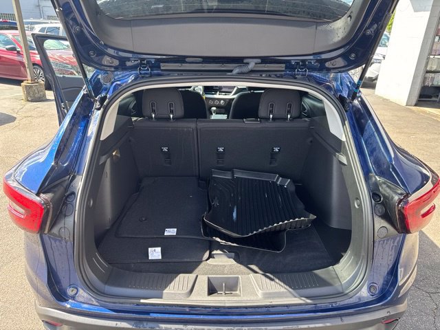Used 2024 Chevrolet Trax LS w/ LS Convenience Package FWD image 20