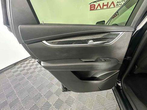 Used 2020 Cadillac XT5 Premium Luxury image 18