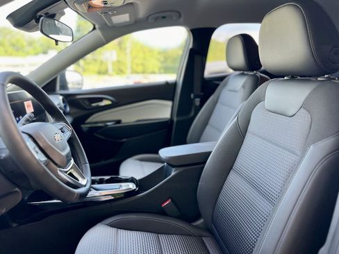 New 2025 Chevrolet Trax LT w/ Driver Confidence Package image 18