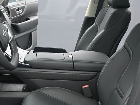 New 2026 INFINITI QX80 Pure w/ Cargo Package image 19