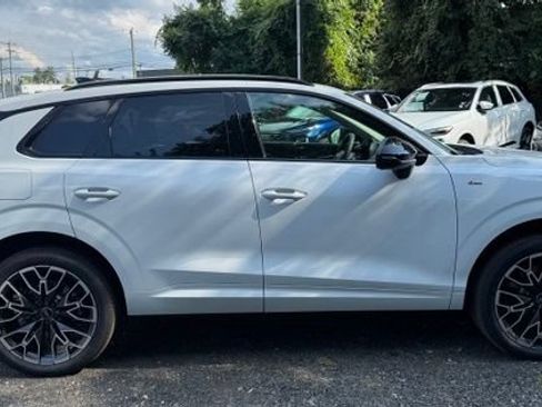 New 2026 Audi Q3 quattro 2.0T AWD/4WD image 9