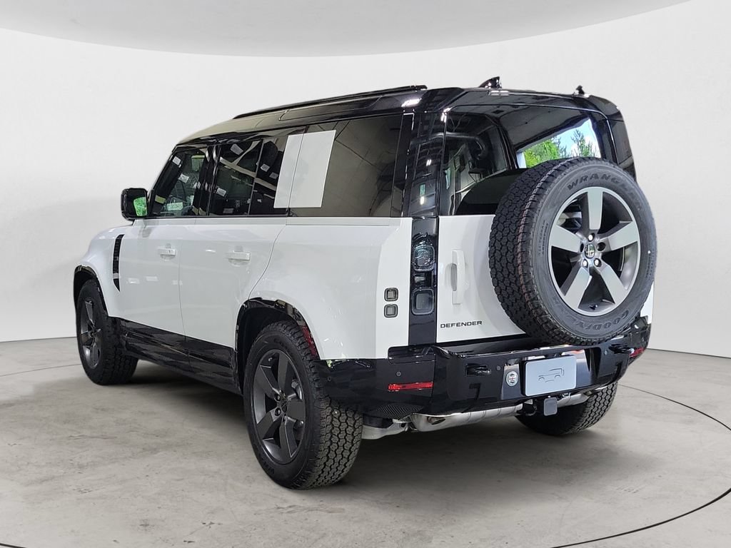 New 2026 Land Rover Defender 110 X-Dynamic SE AWD/4WD image 3