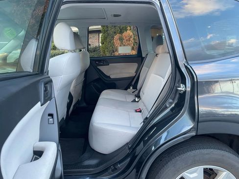 Used 2015 Subaru Forester 2.5i Premium w/ All-Weather Package image 37
