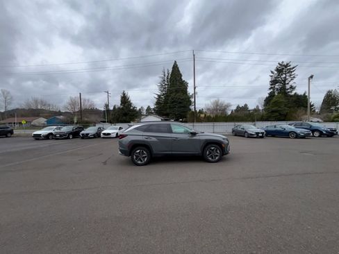 Used 2025 Hyundai Tucson SEL image 16