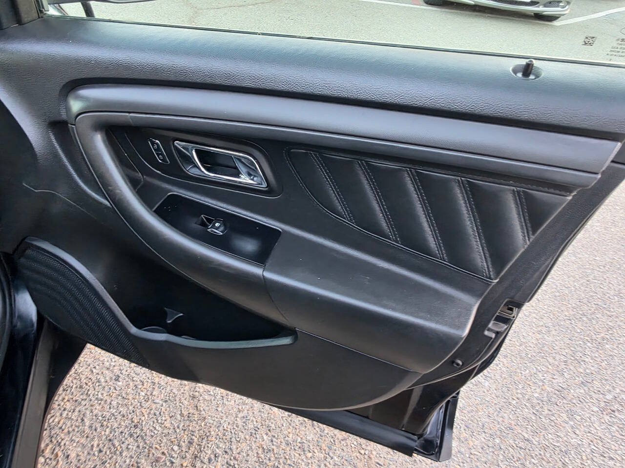 Used 2018 Ford Taurus Police Interceptor AWD image 29