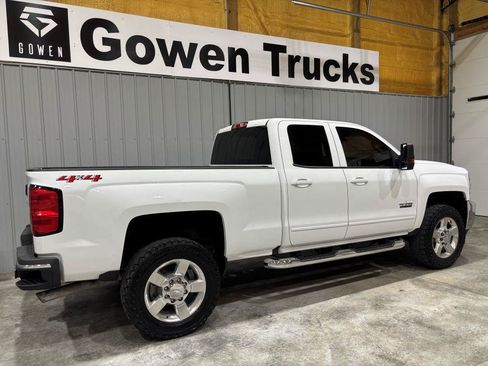 Used 2019 Chevrolet Silverado 2500 LT w/ Texas Edition AWD/4WD image 6