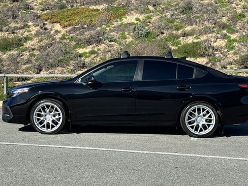 Used 2025 Subaru Legacy Premium image 9