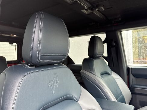 Certified 2022 Ford Bronco Outer Banks image 17