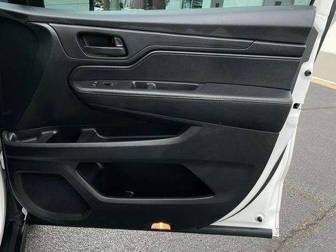 Used 2023 Honda Odyssey EX-L image 30