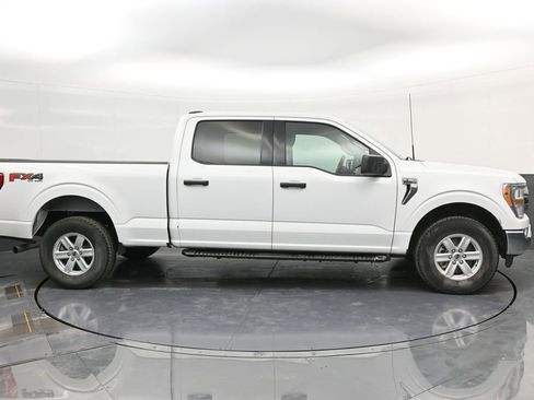 Used 2022 Ford F150 XLT w/ Equipment Group 301A Mid image 9