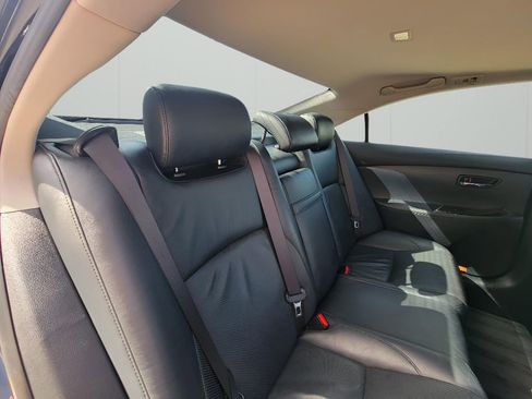 Used 2011 Lexus ES 350 image 29