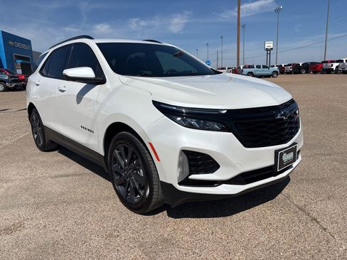 Certified 2024 Chevrolet Equinox RS w/ RS Leather Package image 8