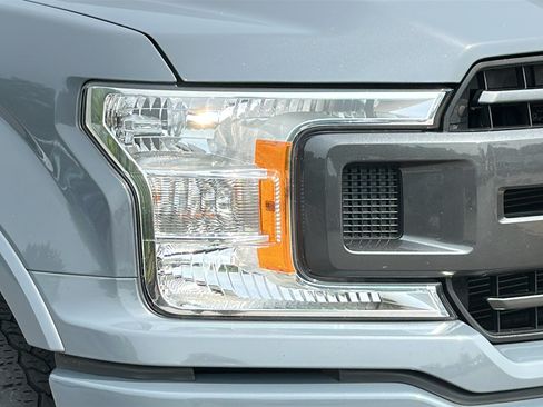 Used 2020 Ford F150 XLT w/ Equipment Group 302A Luxury AWD/4WD image 4