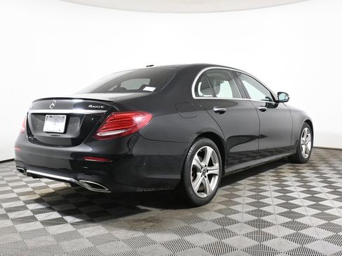 Certified 2018 Mercedes-Benz E 300 4MATIC image 7