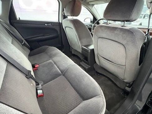 Used 2011 Chevrolet Impala LS image 11