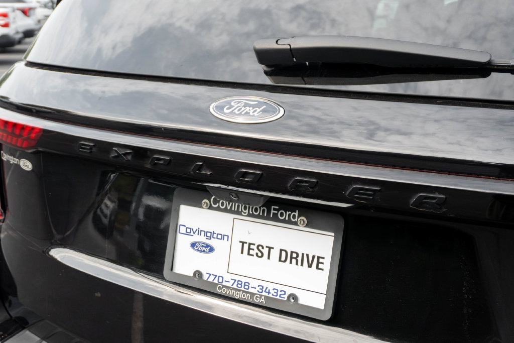 Used 2025 Ford Explorer ST-Line RWD image 13